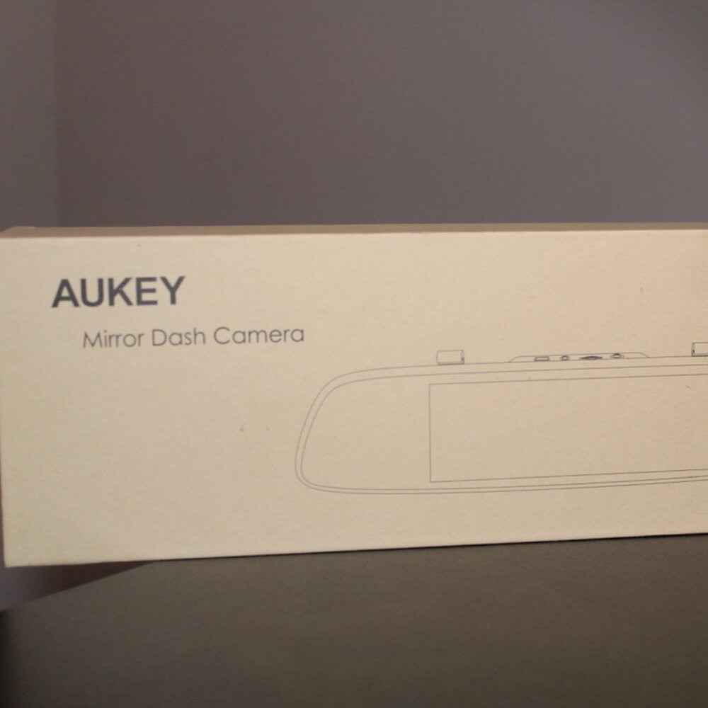 AUKEY DRA2 Rear View Mirror Dash Camera 6.8" LCD Touchscreen Car Camera 1080